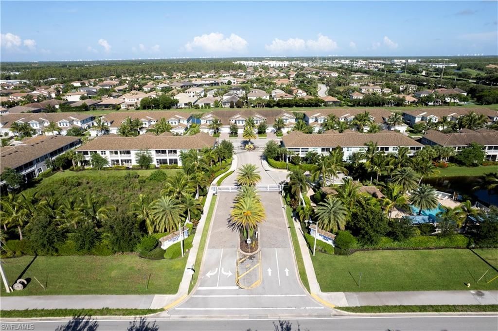 2343 Sheen Ln, Unit 401, Naples, FL 34120 Photo