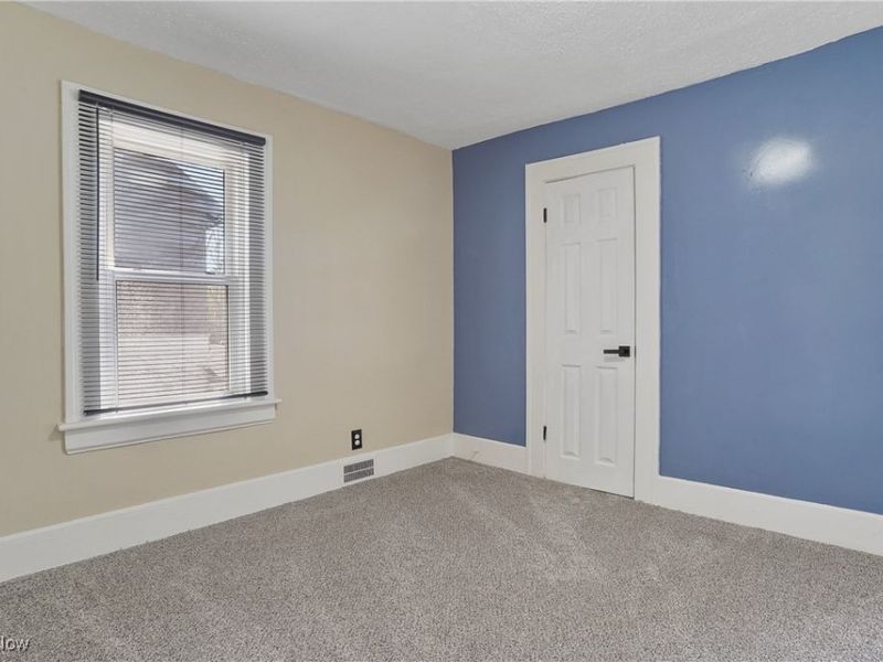 359 Beechwood Drive, Akron, OH 44320 Photo 25