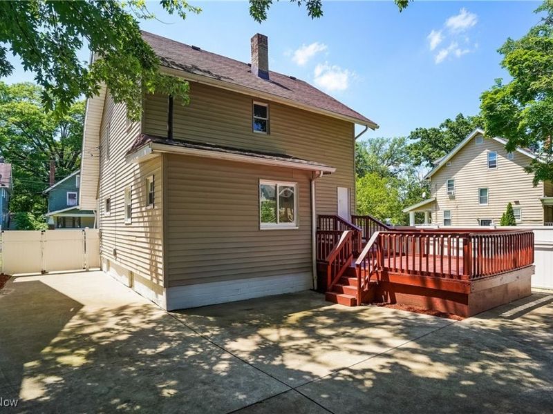 359 Beechwood Drive, Akron, OH 44320 Photo 7