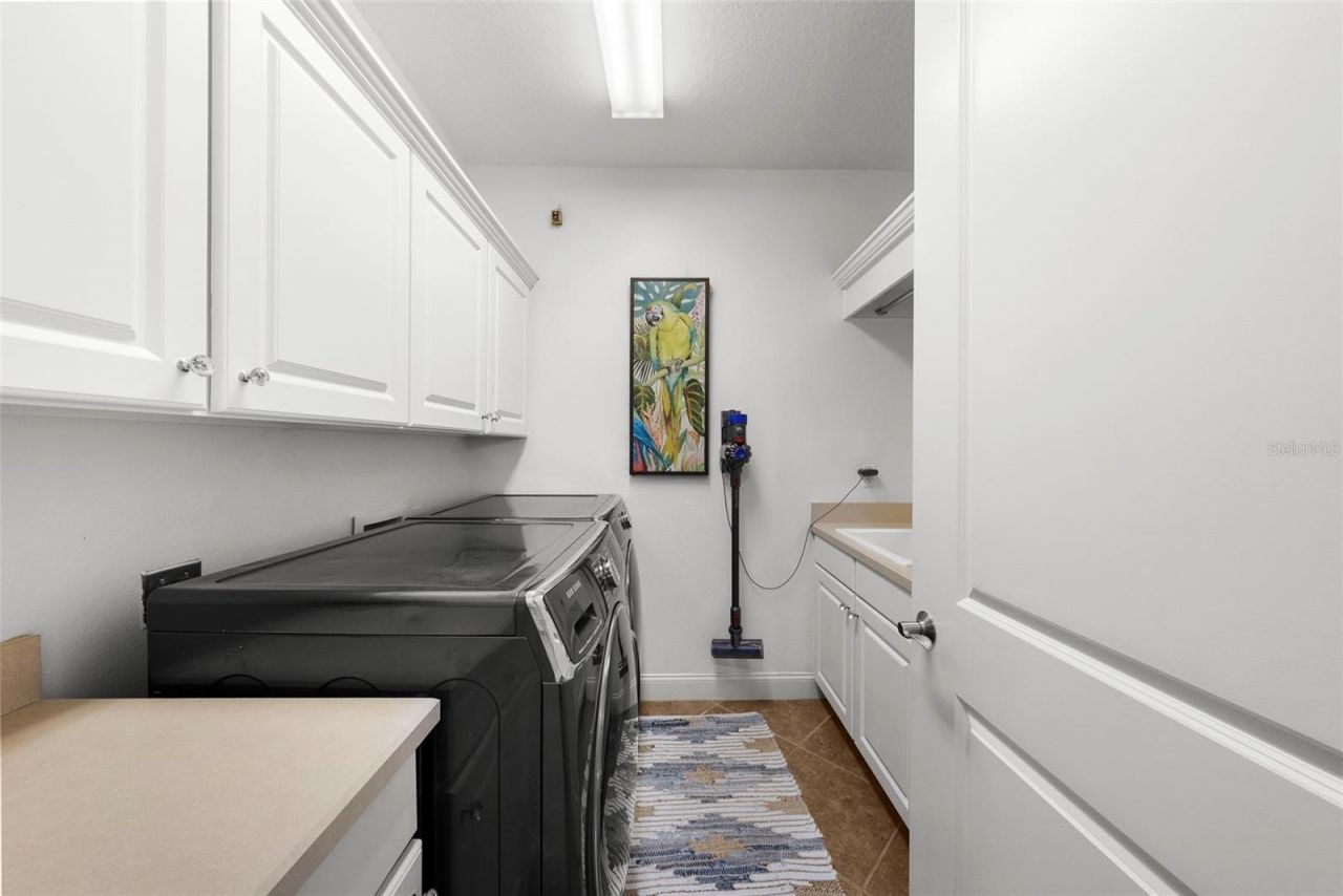 6 Academy Way S, Unit 221, Saint Petersburg, FL 33711 Photo