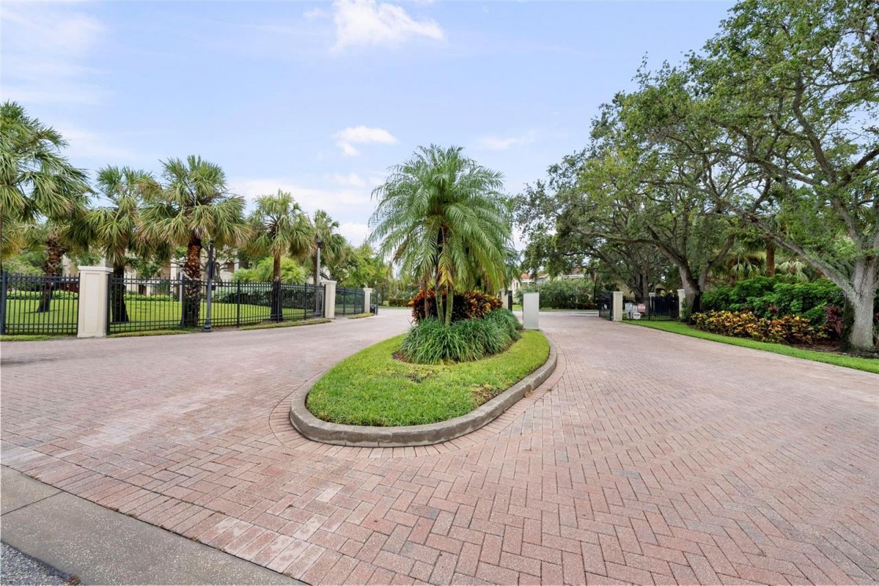 6 Academy Way S, Unit 221, Saint Petersburg, FL 33711 Photo