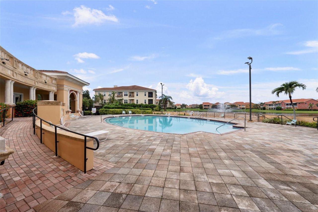 6 Academy Way S, Unit 221, Saint Petersburg, FL 33711 Photo