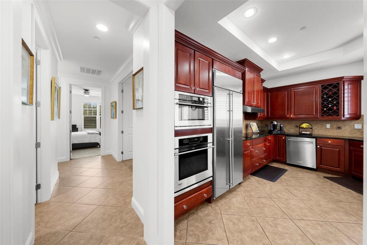 6 Academy Way S, Unit 221, Saint Petersburg, FL 33711 Photo