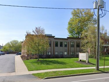 160 East Avenue, Lockport, NY 14094