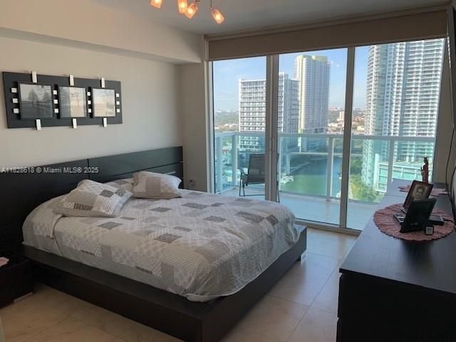 31 SE 5th St, Unit 2601, Miami, FL 33131 Photo