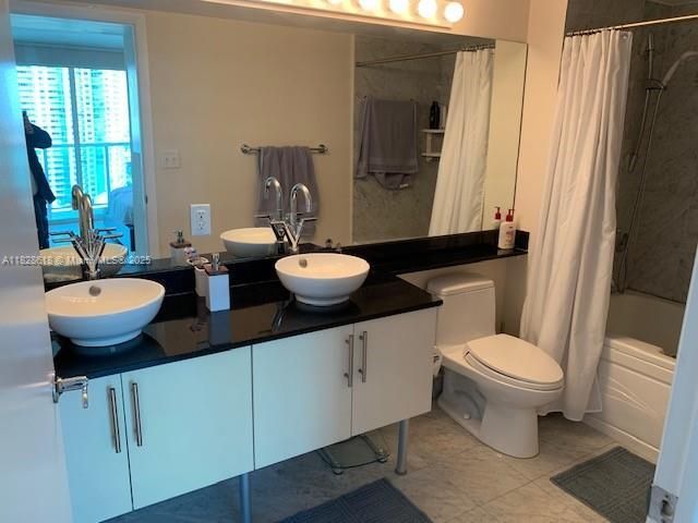 31 SE 5th St, Unit 2601, Miami, FL 33131 Photo