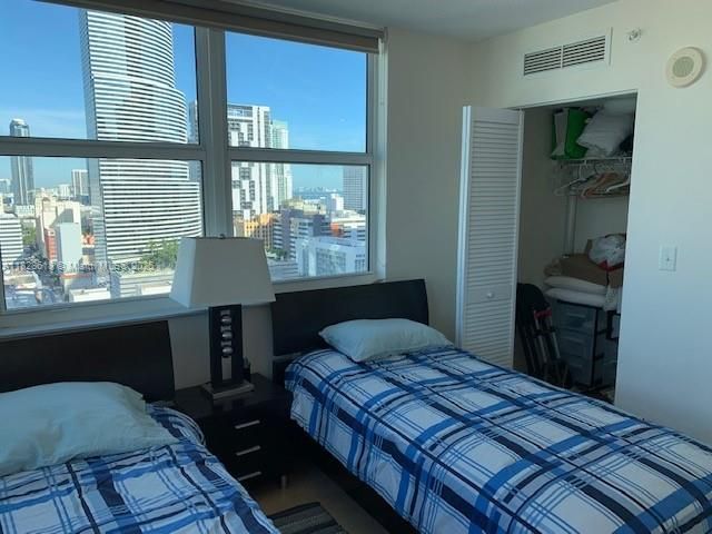 31 SE 5th St, Unit 2601, Miami, FL 33131 Photo
