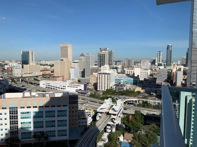 31 SE 5th St, Unit 2601, Miami, FL 33131 Photo