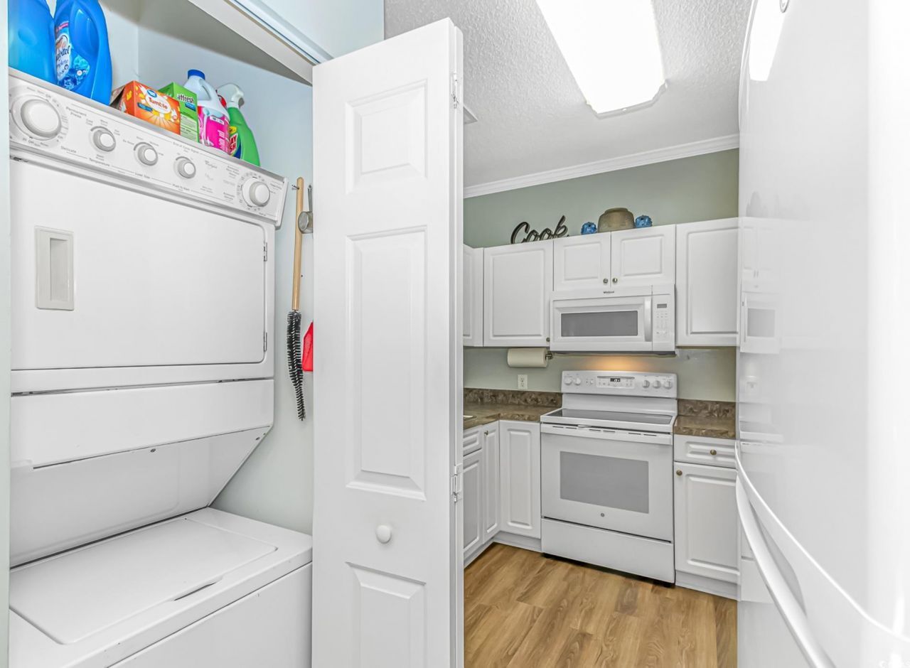 4173 Hibiscus Dr. Photo 7