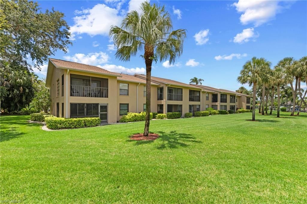 15320 Moonraker Ct, Unit 206, North Fort Myers, FL 33917 Photo