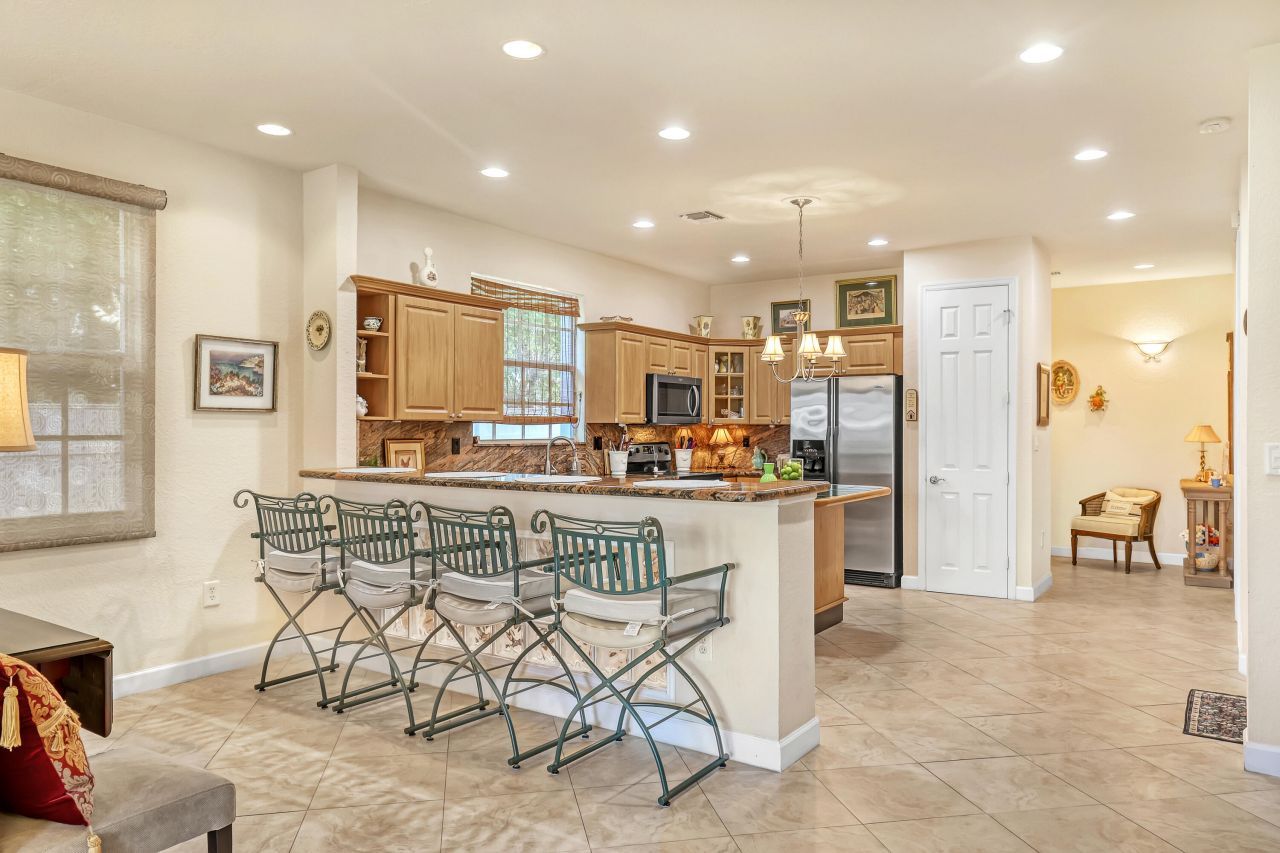 2560 NE 11th Street, Pompano Beach, FL 33062 Photo