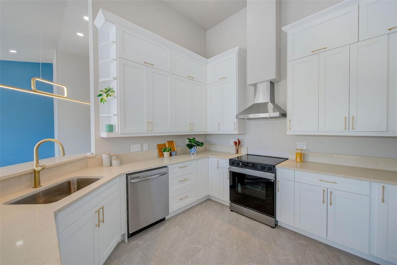 5253 Boardwalk Street, Holiday, FL 34690 Photo