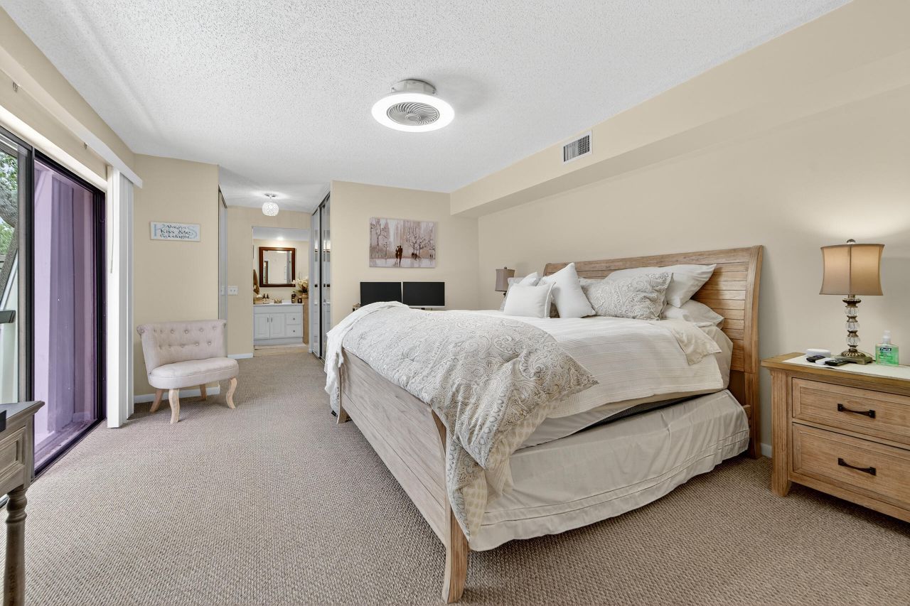 505 5th Terrace, Palm Beach Gardens, FL 33418 Photo