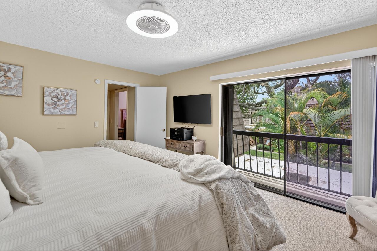 505 5th Terrace, Palm Beach Gardens, FL 33418 Photo