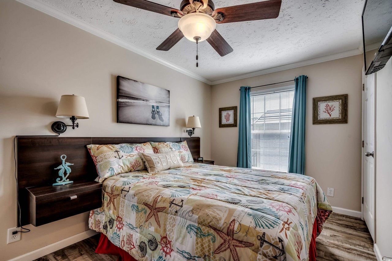 1527 Gardenia Ave. Photo 11