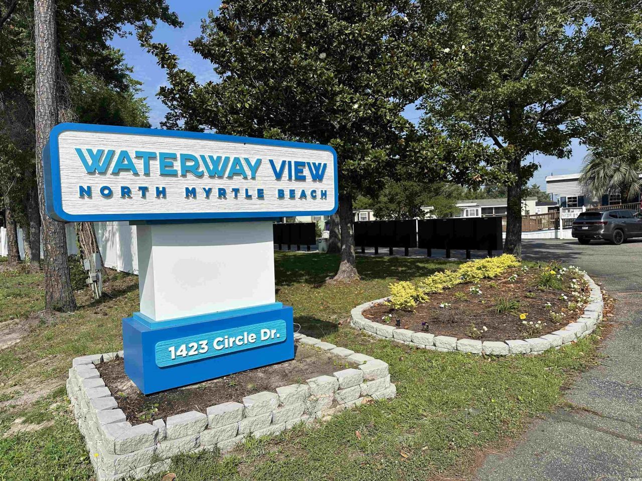 1527 Gardenia Ave. Photo 24