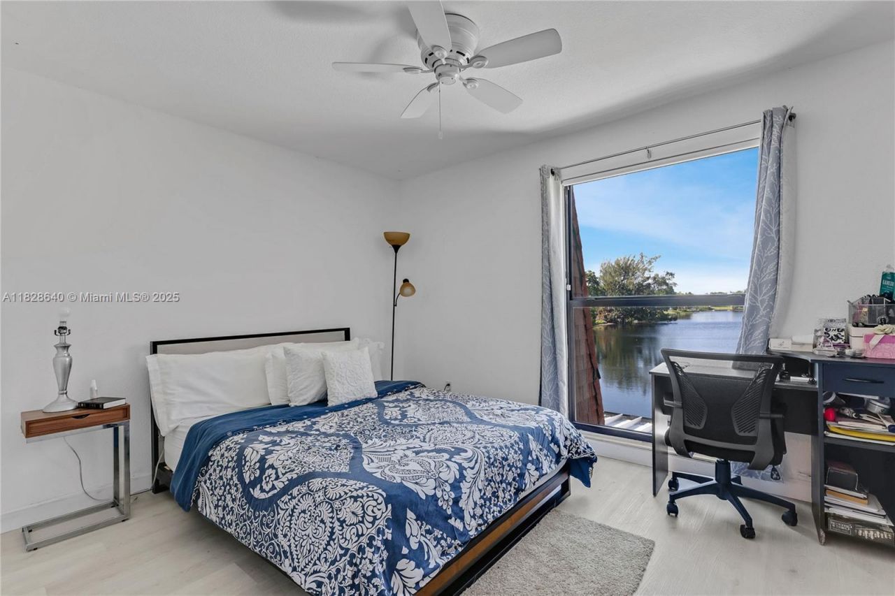 Please Call For Address, Unit 8930, Pembroke Pines, FL 33024 Photo