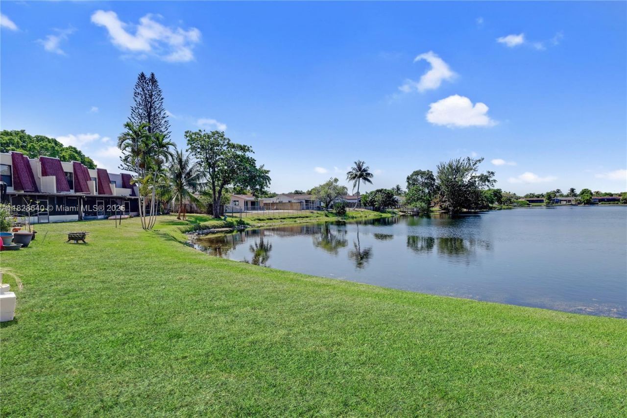 Please Call For Address, Unit 8930, Pembroke Pines, FL 33024 Photo