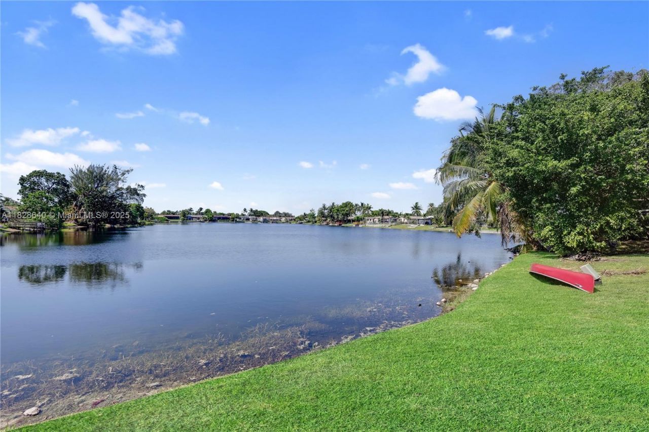 Please Call For Address, Unit 8930, Pembroke Pines, FL 33024 Photo