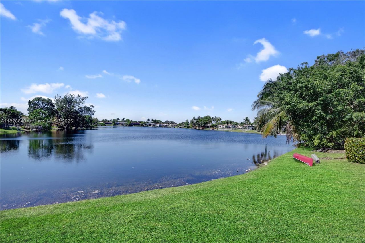 Please Call For Address, Unit 8930, Pembroke Pines, FL 33024 Photo