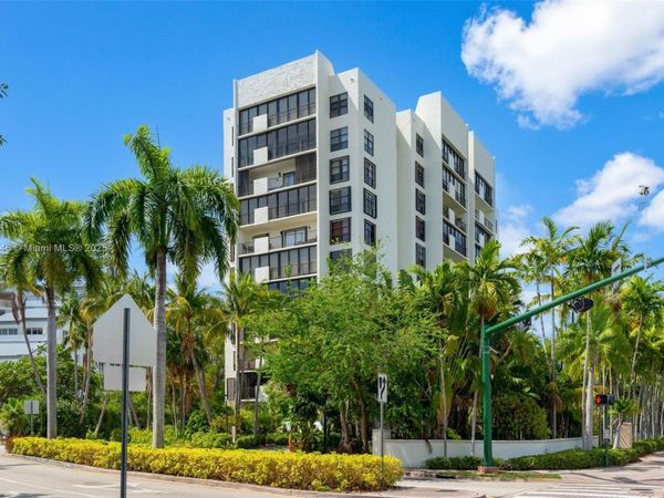 77 Crandon Blvd, Unit 2B, Key Biscayne, FL 33149