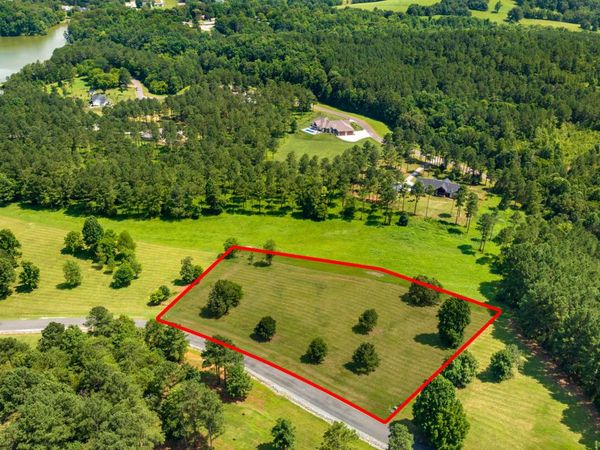 141 Overlook Way, Vonore, TN 37885