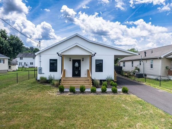 1318 21st Street, Vienna, WV 26105