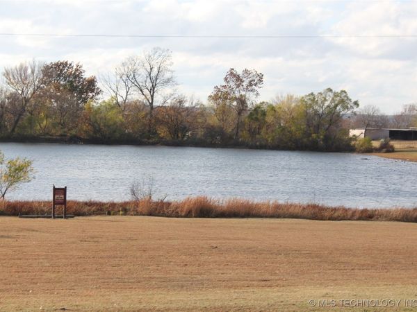 2155 E 154th Street North , Skiatook, OK 74070