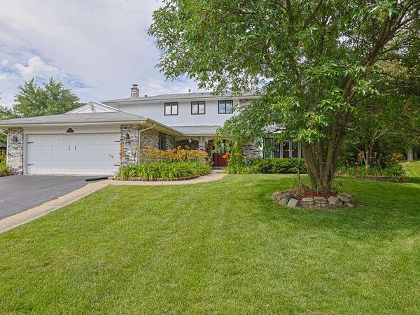 1532 Petersham Lane, Schaumburg, IL 60173