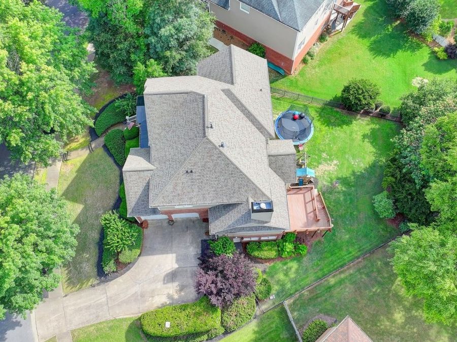 Property Image 100