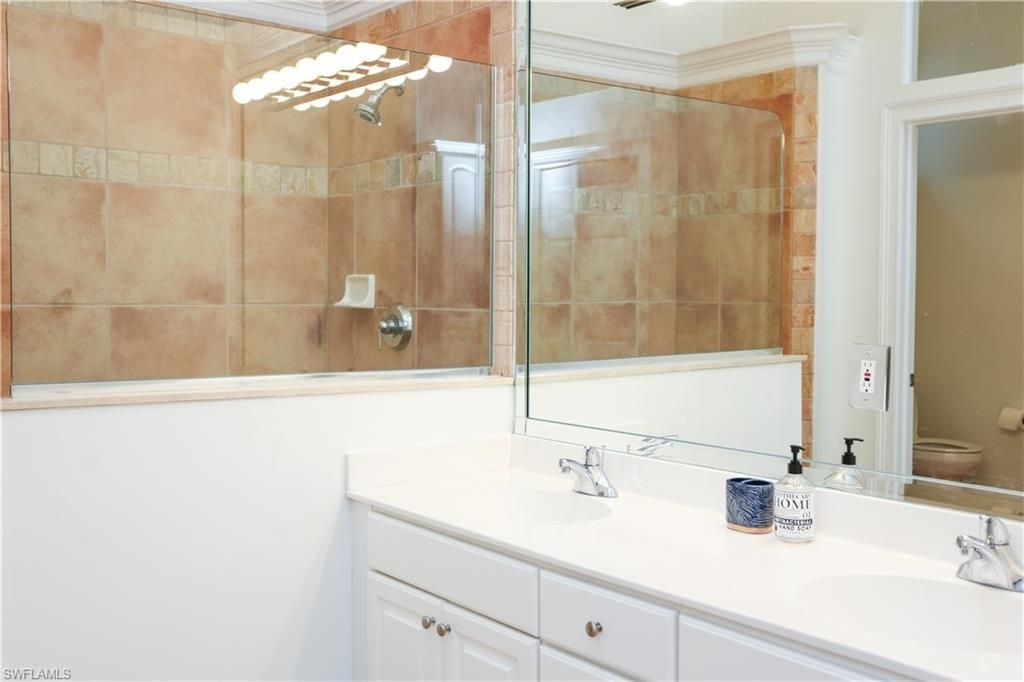 1136 6th St S, Unit 5, Naples, FL 34102 Photo