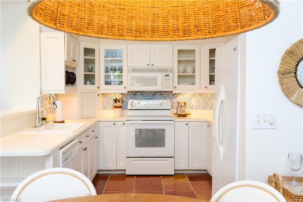 1136 6th St S, Unit 5, Naples, FL 34102 Photo