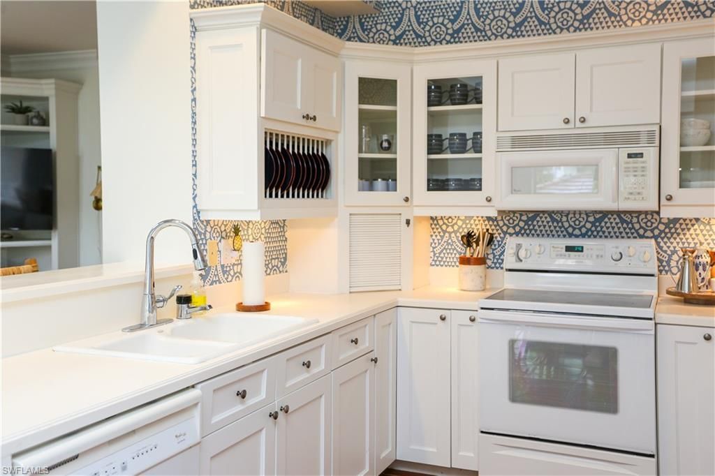 1136 6th St S, Unit 5, Naples, FL 34102 Photo
