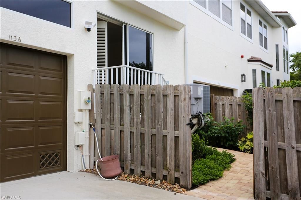 1136 6th St S, Unit 5, Naples, FL 34102 Photo