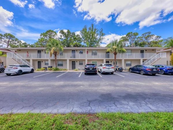 924 LA COSTA CIRCLE, Unit 4, SARASOTA, FL 34237