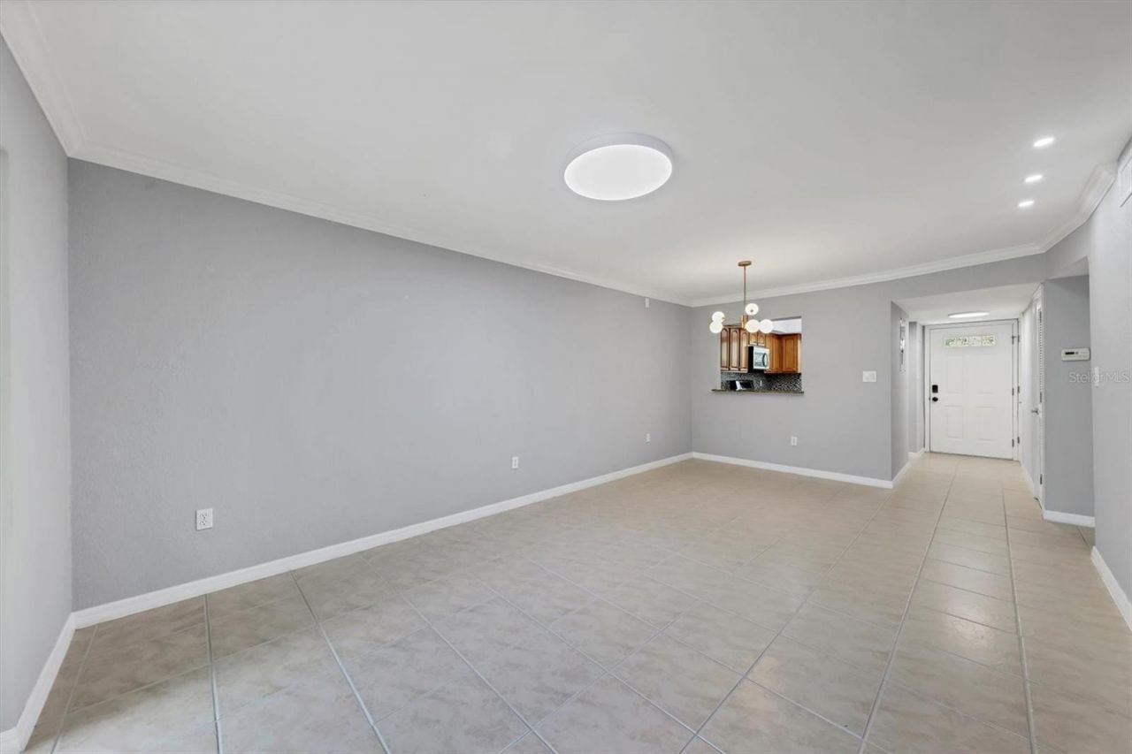 924 La Costa Circle, Unit 4, Sarasota, FL 34237 Photo