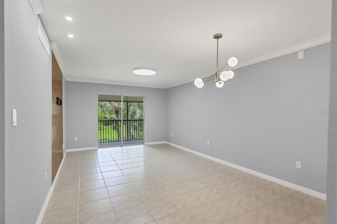 924 La Costa Circle, Unit 4, Sarasota, FL 34237 Photo