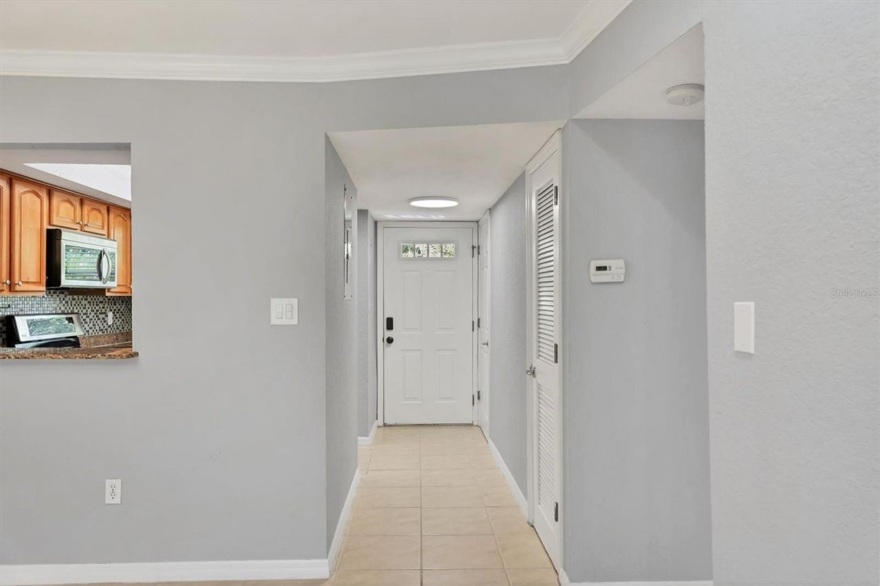 924 La Costa Circle, Unit 4, Sarasota, FL 34237 Photo