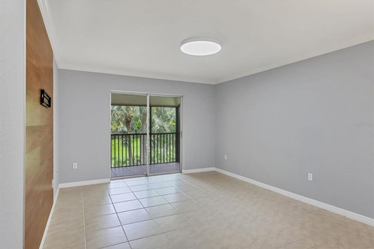 924 La Costa Circle, Unit 4, Sarasota, FL 34237 Photo