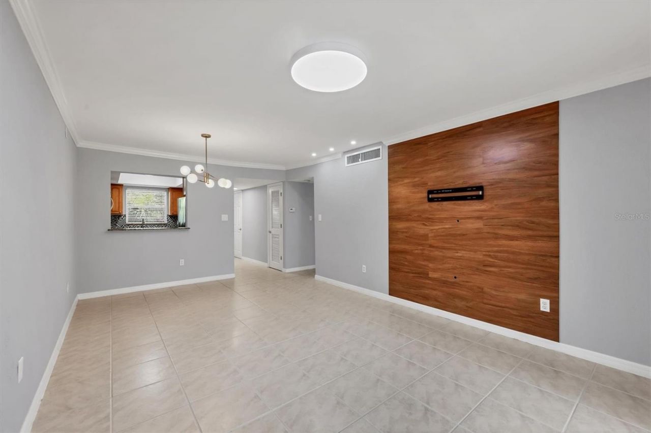 924 La Costa Circle, Unit 4, Sarasota, FL 34237 Photo