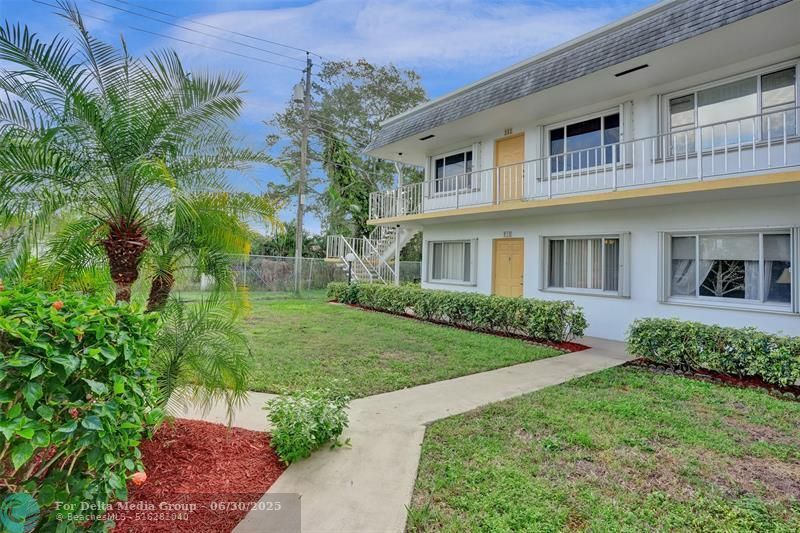 3322 Cynthia Ln, Unit 112, Lake Worth Beach, FL 33461 Photo
