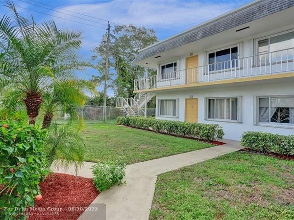 3322 Cynthia Ln, Unit 112, Lake Worth Beach, FL 33461