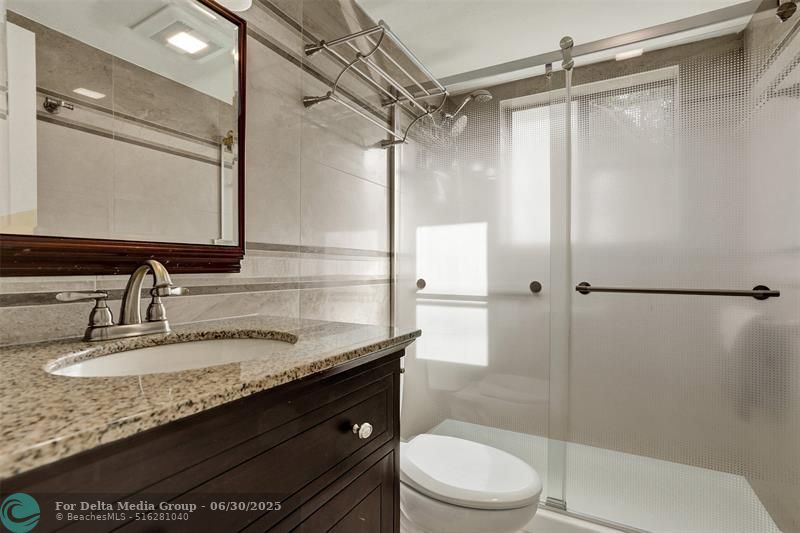 3322 Cynthia Ln, Unit 112, Lake Worth Beach, FL 33461 Photo