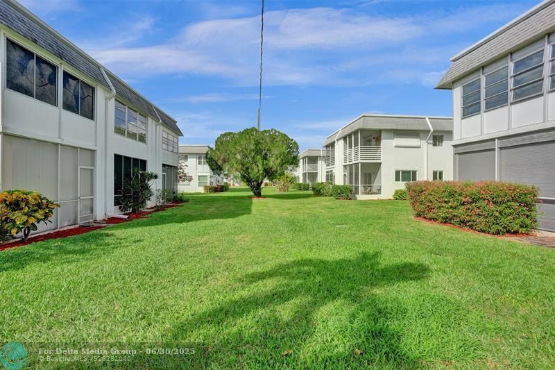 3322 Cynthia Ln, Unit 112, Lake Worth Beach, FL 33461 Photo