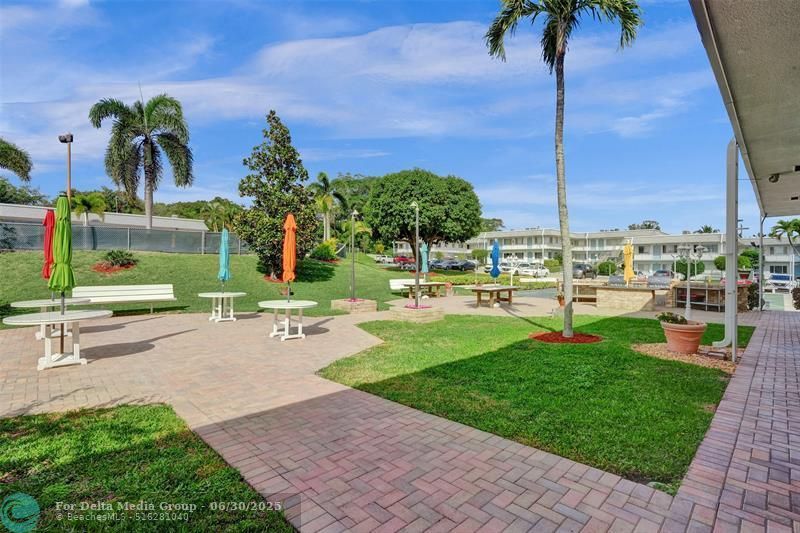 3322 Cynthia Ln, Unit 112, Lake Worth Beach, FL 33461 Photo