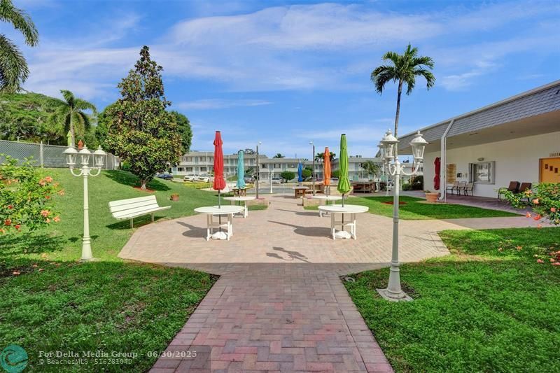 3322 Cynthia Ln, Unit 112, Lake Worth Beach, FL 33461 Photo