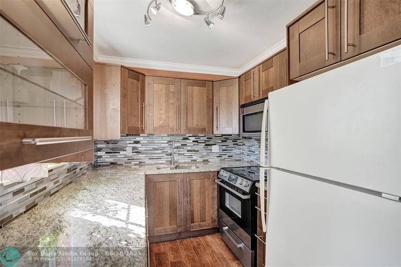 3322 Cynthia Ln, Unit 112, Lake Worth Beach, FL 33461 Photo