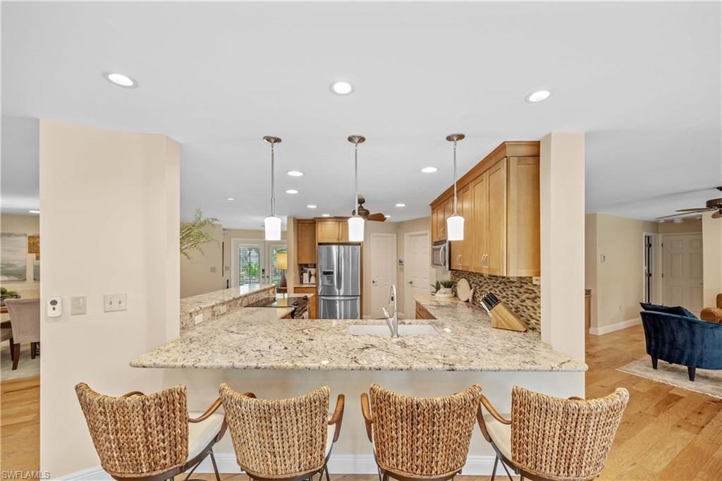 675 Harbour Dr, Naples, FL 34103 Photo