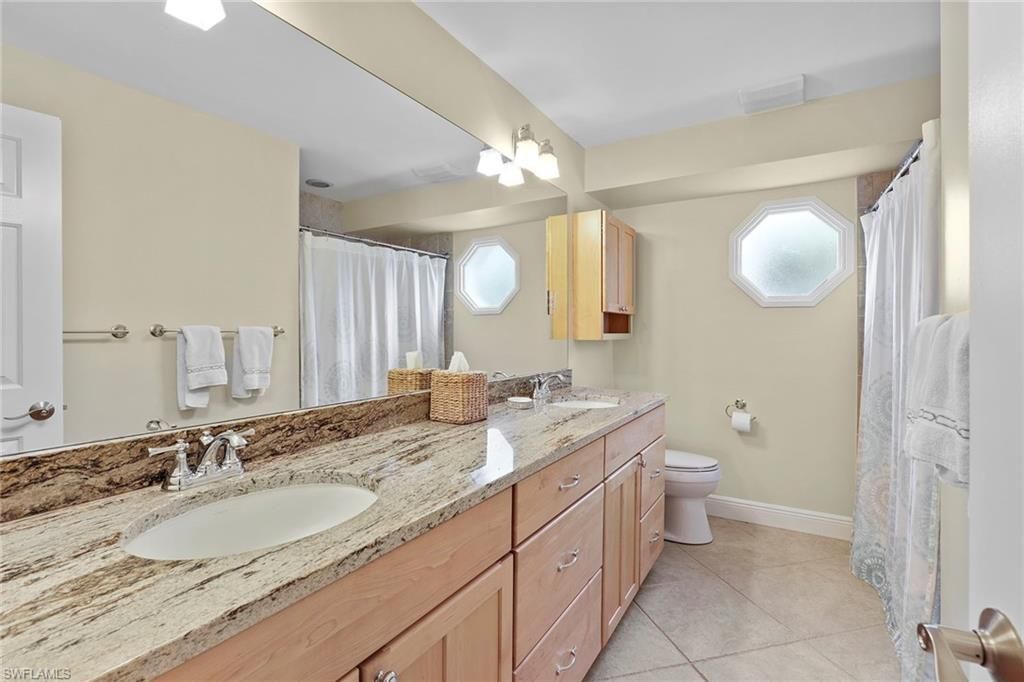 675 Harbour Dr, Naples, FL 34103 Photo