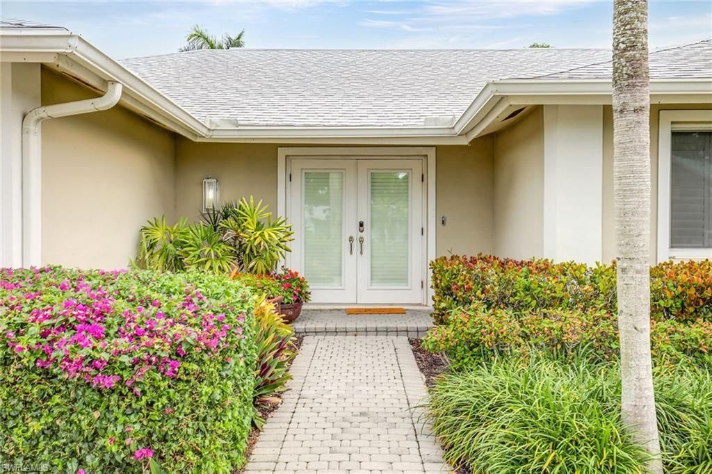 675 Harbour Dr, Naples, FL 34103 Photo